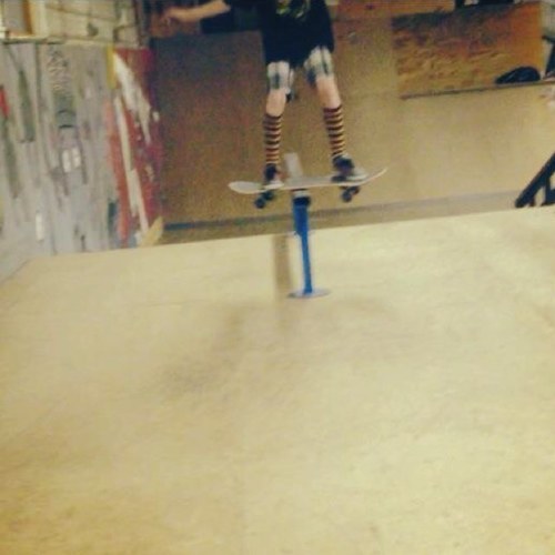 skateallday7's profile picture. I skateboard.