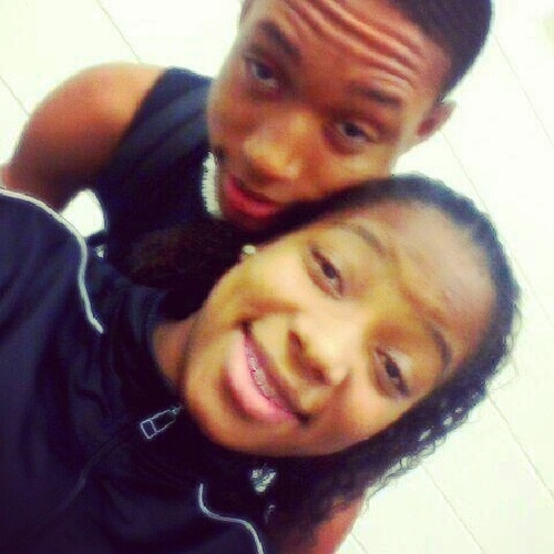6*1 Baller, Taken, & Happy! Fear Nan But Follow & Ill follow Back!!
