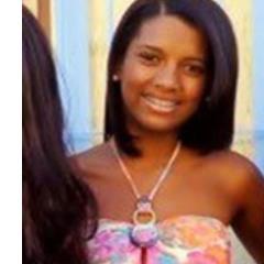 Muita coisa que ontem parecia importante ou significativa amanhã virará pó no filtro da memória. Mas o sorriso ah, esse resistirá a todas as ciladas do tempo.