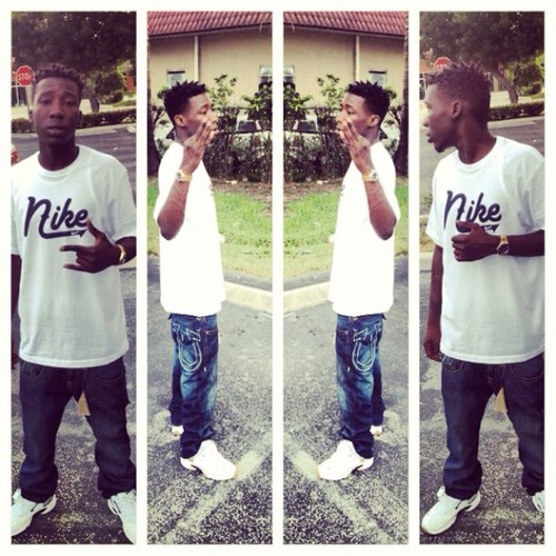 FOLLOW @thecaliberz .Kush on Deck instagram. @riddler_abmg #RiddleGang #ABMG #FRMT
✈#rollingstone
1⃣8⃣0⃣4⃣