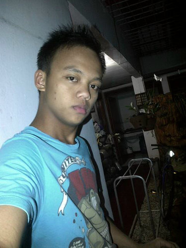 lwinaga35's profile picture. 