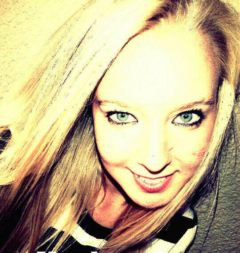 MonzSwag0_0's profile picture. Totally Swag..*