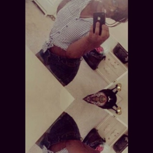 Life Is But A Dream(: Follow Me & I'll Follow Back |#1Beyonce Fan:)|Follow me on IG @ _Ty_Mariee_
