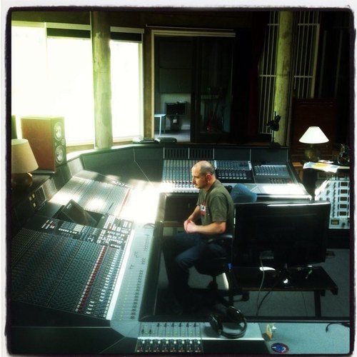 Deri_Roberts's profile picture. Composer/Musician/Producer @SRCband, Album out now with Edition Records http://t.co/A52BOlZh3a