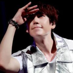[Role - Playing Account] S U P E R M A N's MAGNAE takut kriting, udah gini aja ye.