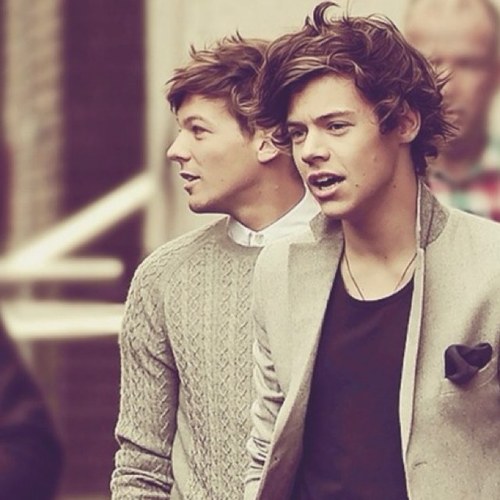 Reconstruct_Me's profile picture. Les auteures de Reconstruct Me sur Skyrock.

A. & V.