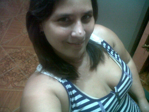 estudiante de administración.
 Iutoms aldea federacion campesina. Madre, esposa, en busca de empleo.(_ _). Ser feliz es mi mayor meta.