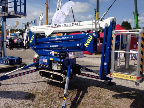 Aerial tracked platform