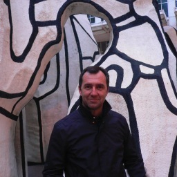 pacoperezv's profile picture. Contador de historias. Enamorado de todas esas pequeñas cosas que llenan esta vida.