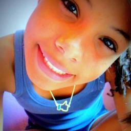 Euuu amooo d+ pollo,bonde da stronda*--*,tbem curto futebol,video game,skate, e outras coisa mais mesmo assim continuo semdo uma garota *_*