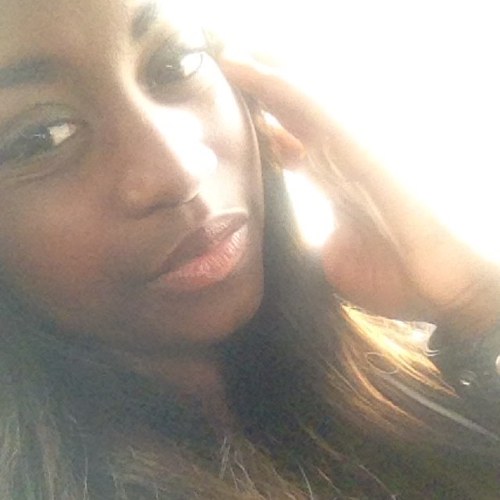 DaveigaCynthia's profile picture. The Princesse It's Me !  Love all My Love #ThugLove Smouak sur vos Lèvres . #TeamCaboVerde #DreamTeam #GAgaLand