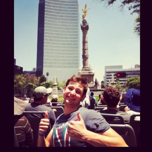 perdidoporahi's profile picture. Valiendo verga desde los 90s