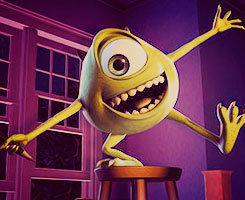Estudié en Monstruos University y trabajo actualmente junto a James Sullivan en Monstruos S.A. #SpanishDisneyRol