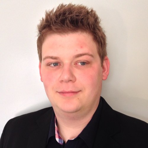 Brichs's profile picture. Twitter også på @papskubber og på @fastaval  - men her er det mine helt egne, private tweets der ryger ud i æteren.