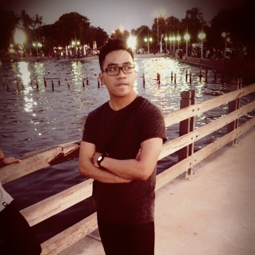 AREMANIA, Banker, Insurgent Army (big fans of The S.I.G.I.T), love fixed gear,and always respect for the others