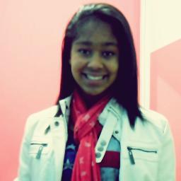 pretty girl
 instagram- @poosha_nega
seegue lá ;)