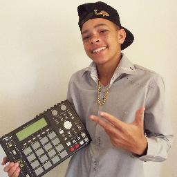 DJ OFICIAL DO MC @JohnnydoSantaa https://t.co/y8GmEwr3lu