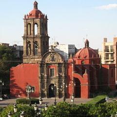 Irapuato es una ciudad y municipio mexicano del estado de Guanajuato, al centro de la entidad y de la región del Bajío. Fundada en el año de 1547