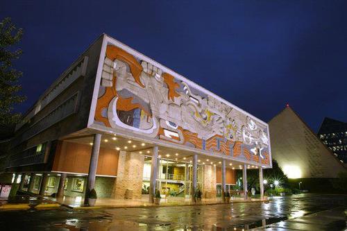 Departamento de Becas del ITESM Campus Monterrey. Ubicado en el sótano de CETEC
