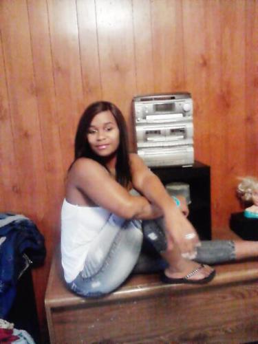 _Sexxy_Red_'s profile picture. IM Pebbles Mother of 3 , Sexy , Thick LightSkinned Fun Size 5'2 Twatchin my Niece @Cupidd_Lovee @KissMe_Goodbye_