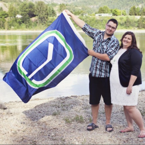 MelissaThorne10's profile picture. Wife. Sister. Daughter. Believer.