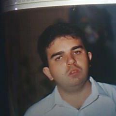 Meu nome é Marcos Gonçales, 41 anos, me considero um pessoa madura e realizado,só  falta uma coisa encontrar a minha cara metade e sou bugrino para sempre