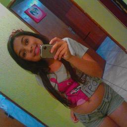 ➪ #Abααiixo dє Dєus & αciimα das tяouxαs. ♪ Nãoo gostta de mim ? Suavidade manoo entra na fila pô :) ♪ rs ! ♯ ♥