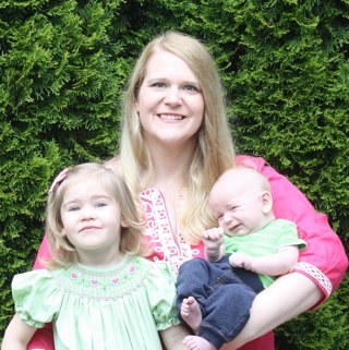 TheBubblelush's profile picture. Mainly just the political ranting tweets of a mom vlogger.  I'm Carla: wife - beat infertility - mother - foster parent