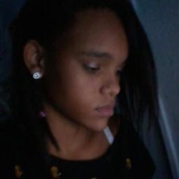 eu sou assim nao gostou problema? http://t.co/fKX1qzcY5X