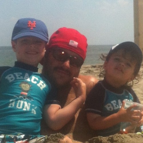 billy0612's profile picture. Family!