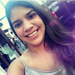 Laisa_maia's profile picture. 18 anos, Manaus (sim,no AM.. aqui é uma cidade normal .. tem.internet e shoppings ,não é só mata,como os ignorantes pensam)E faço curso de Direito..