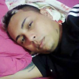 muitos me seguem, poucos me alcançam porém muitos tive que derrubar no caminho !
