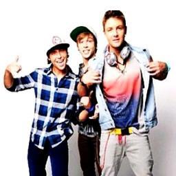 loving emblem3 4ever @EmblemThree @DrewChadwickE3  @wesleystromberg @KeatonStromberg