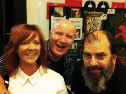 Service Engineer, Man Utd & Springsteen fan from Fermanagh in Ireland, partner of Katie