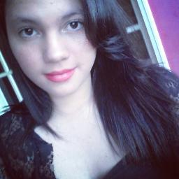 Uma vida resumida em estudar , comer , dormir e  jogar.  Chega mais ;*