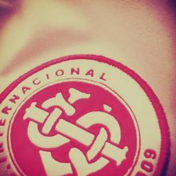 INTER, Eternamente te amarei, onde estiver, estarei. Perdendo ou ganhando vou cantar: Eu nunca vou te abandonar ♥  ( Daphne,  @Sara_1909 ,  @_luuhF  )