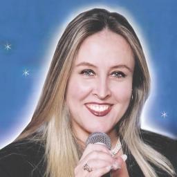 זמרת ומנחת ערבי זמר ושירה בציבור