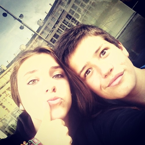 Evita0722's profile picture. El verle todos los dias con esa sonrrisa es ,gdjsvajf.Mis chicas de baloncesoto,las mejores. Algun dia estare en jamaica tomando eel solito.