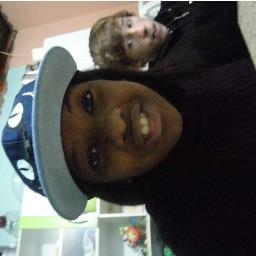 LuHirsch's profile picture. Eu não escolhi a vida loka.. a vida loka que me escolheu.. louca,chata,bobalhuda sim mas porém feeeliz haha