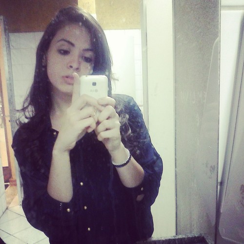 Vocês querem revolução, então vamos morrer lutando.                       Erica ~ Maumau