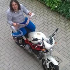 gilbertmonster's profile picture. 