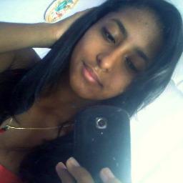 Prazer Nega aqi alegre,Ousada Smp! *--*Gosto de enche oo saco das pessoas qee eu amoo .Eu nasci para ser feliz e nau perfeita!..roubandu a cena smp..