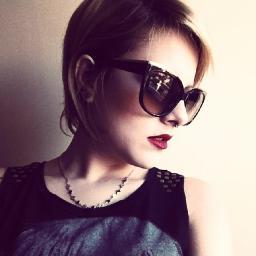 Costumo usar o twitter pra reclamar, postar coisas que ninguém quer saber e algumas fotos, e você?