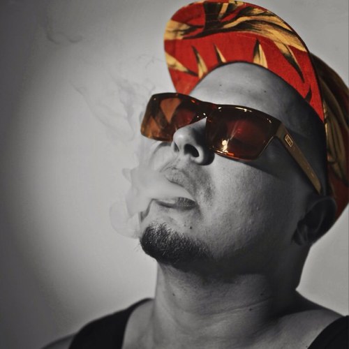 ErickNeutron's profile picture. LA, SANTANA C., HALF OF SUMMA LAUDE, PERSONALITY CONSIGLIERE, FUNK FADER #trollingwillneverdie