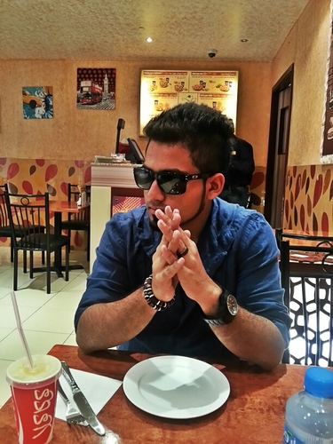 Engineer | Federer fan| Gizmo| Barca| Charmer| F1| FIFA champ| Gamer| Foodie| Smooth Criminal| Music lover| Badass| Humanitarian