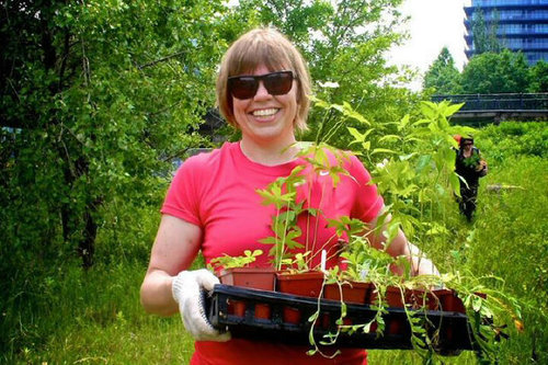 ecologist, knitter, good sport, balcony gardener, cyclist, park person