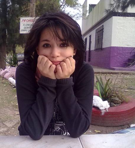 me gusta el pop y tambien todo tipo de musica menos cumbia y regueton solo para salirr  me dicen que soy loka pero yo me considero rara jeej