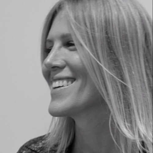 I am an artist with a passion and mission to create things that bring more love into this world. xo Stacy
