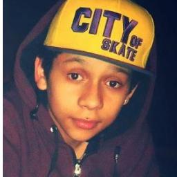 14anos , viciado em BONÉS&RAP  #NOIS '