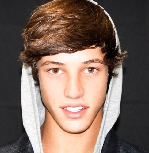 •cameron dallas is amazing•